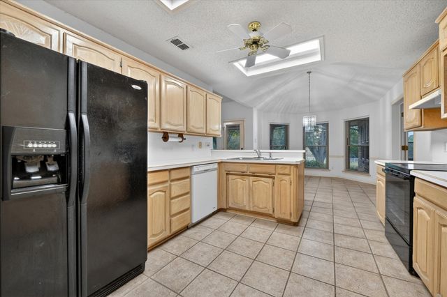 137 Tamarron Drive, Lakeside, TX 76135