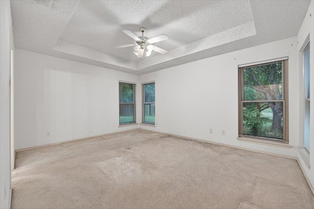 137 Tamarron Drive, Lakeside, TX 76135