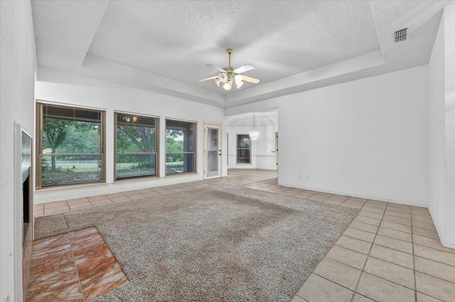137 Tamarron Drive, Lakeside, TX 76135