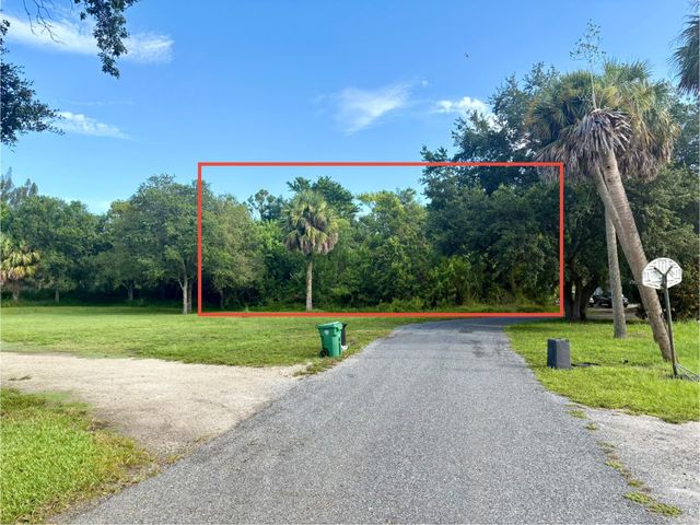 Tbd Avenue R, Fort Pierce, FL 34945