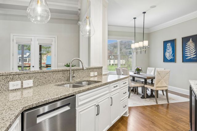 5016 Buds Farm Ln, Franklin, TN 37064