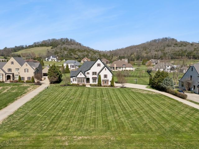 5016 Buds Farm Ln, Franklin, TN 37064
