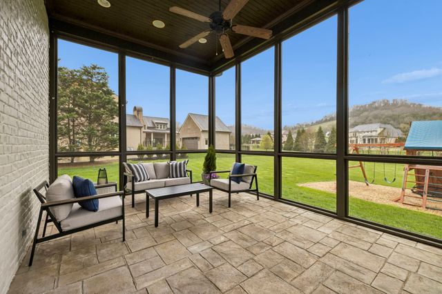 5016 Buds Farm Ln, Franklin, TN 37064