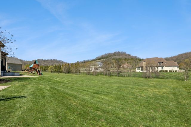 5016 Buds Farm Ln, Franklin, TN 37064