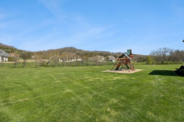 5016 Buds Farm Ln, Franklin, TN 37064