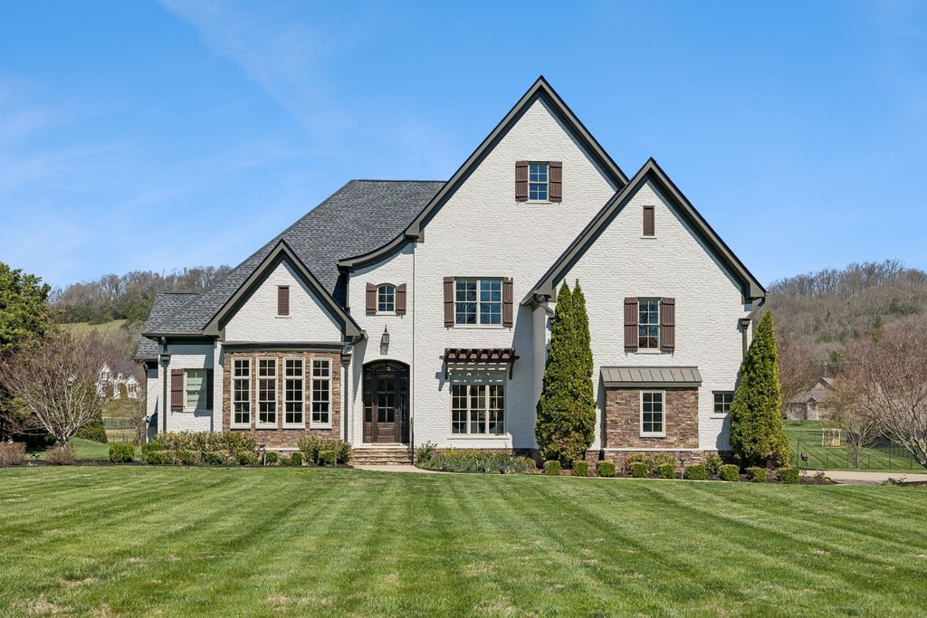 5016 Buds Farm Ln, Franklin, TN 37064