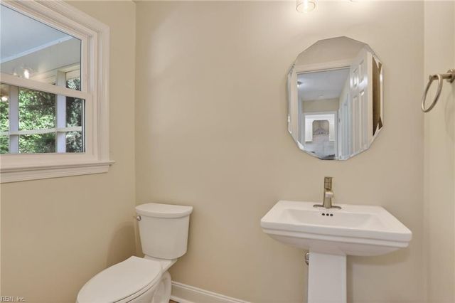 659 Fox Grove CT W, Virginia Beach, VA 23464