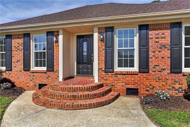 659 Fox Grove CT W, Virginia Beach, VA 23464