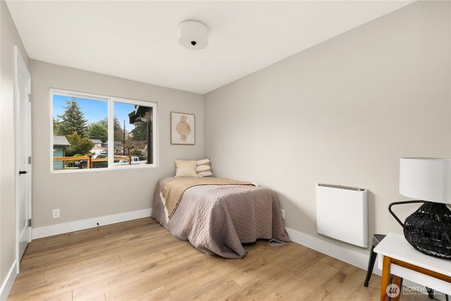 1402 N 136th Street, Seattle, WA 98133