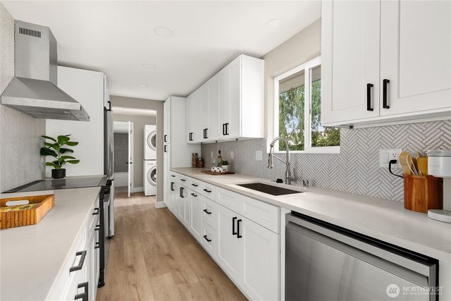 1402 N 136th Street, Seattle, WA 98133