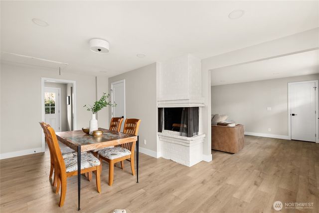 1402 N 136th Street, Seattle, WA 98133