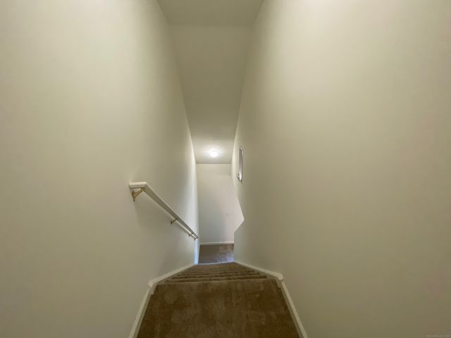 20 Orchard Street 303, Brookfield, CT 06804