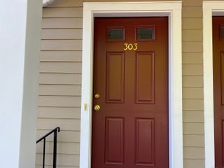 20 Orchard Street 303, Brookfield, CT 06804