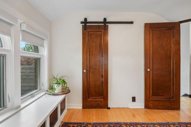 2517 N 96th STREET, Wauwatosa, WI 53226
