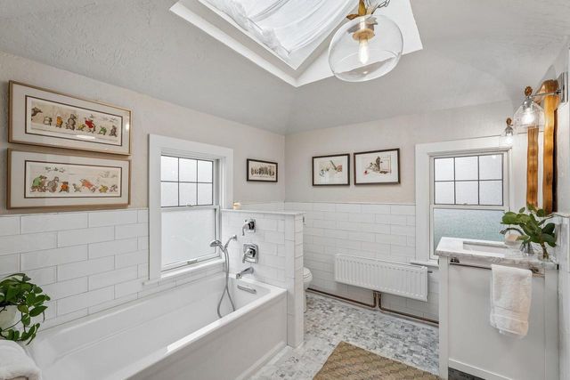 2517 N 96th STREET, Wauwatosa, WI 53226