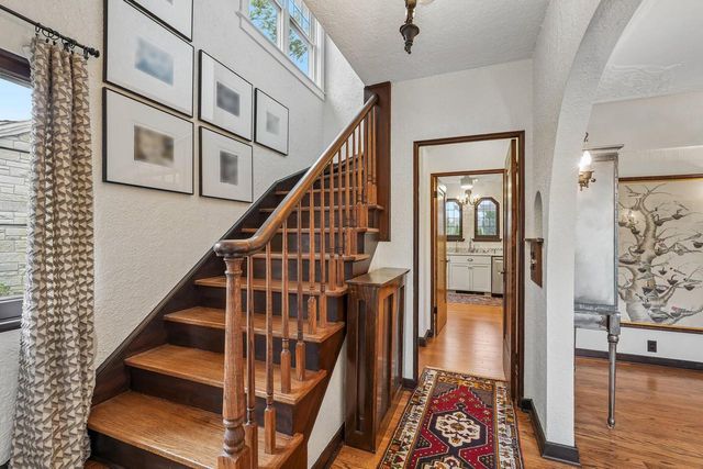 2517 N 96th STREET, Wauwatosa, WI 53226