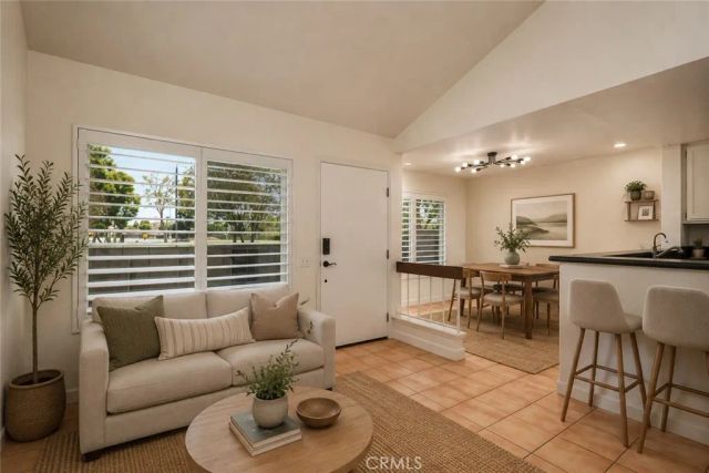 1352 N Mako, Anaheim, CA 92801