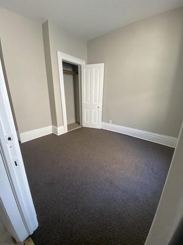 1011 10th STREET, Racine, WI 53403