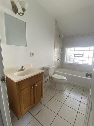 1011 10th STREET, Racine, WI 53403