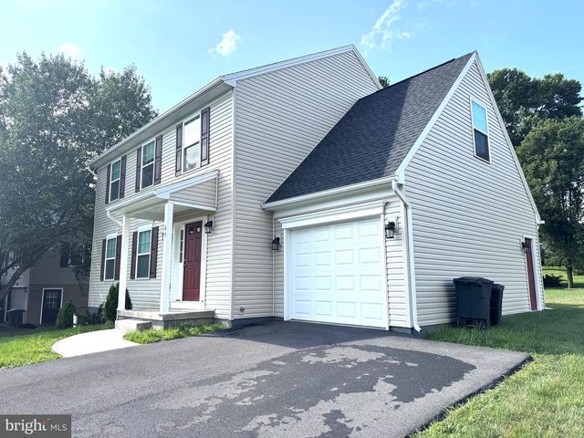 65 HILLSIDE DR, Lewistown, PA 17044