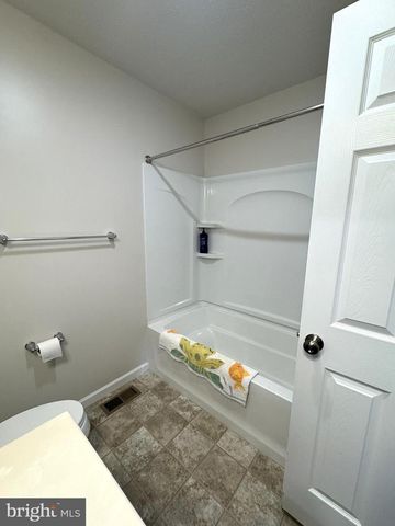 65 HILLSIDE DR, Lewistown, PA 17044