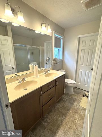 65 HILLSIDE DR, Lewistown, PA 17044