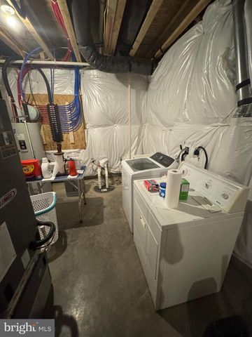 65 HILLSIDE DR, Lewistown, PA 17044