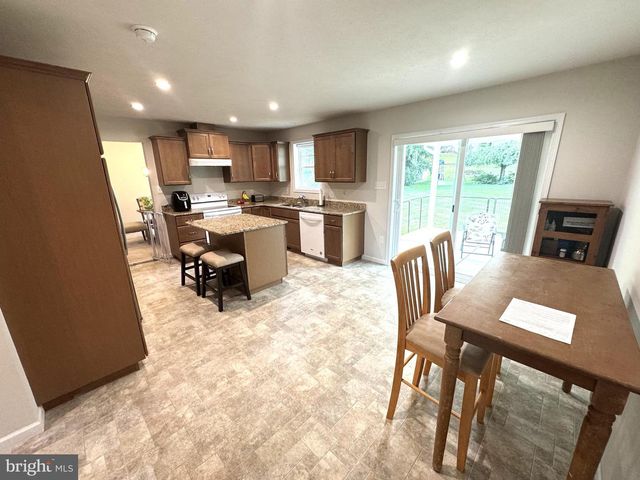 65 HILLSIDE DR, Lewistown, PA 17044