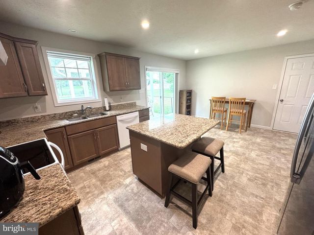 65 HILLSIDE DR, Lewistown, PA 17044