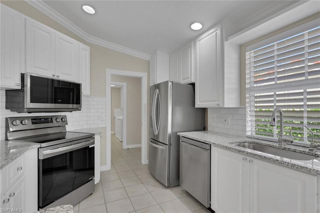4577 Pasadena CT, Naples, FL 34109