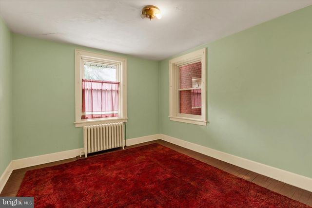 42 MARKET SQ, Manheim, PA 17545