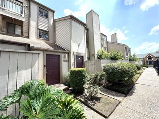 1083 Country Place Drive 28, Houston, TX 77079