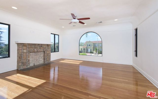 1242 S Hudson Avenue, Los Angeles, CA 90019