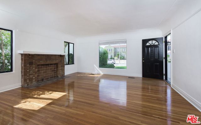 1242 S Hudson Avenue, Los Angeles, CA 90019