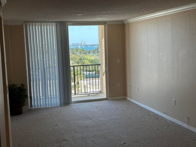 1801 N Flagler Drive 830, West Palm Beach, FL 33407