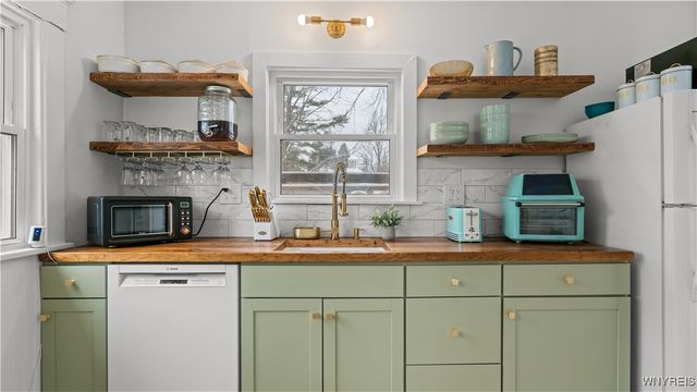 103 Linwood Avenue, Amherst, NY 14221