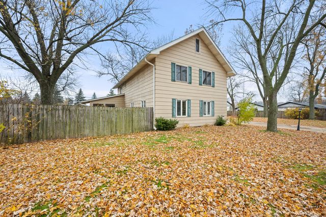 181 Tilton Park Drive, Dekalb, IL 60115