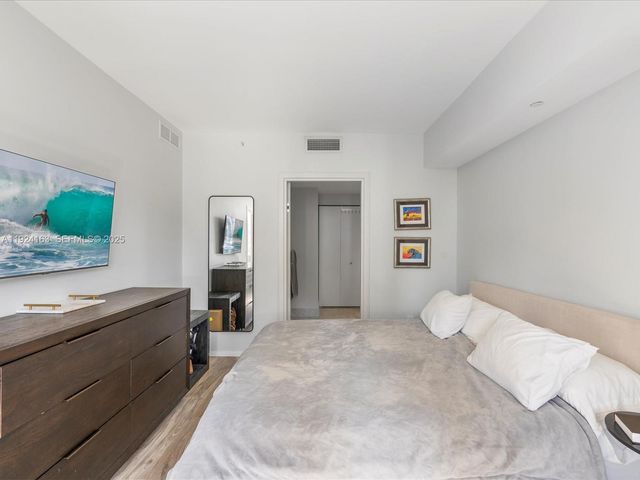 801 S Miami Ave 1603, Miami, FL 33130