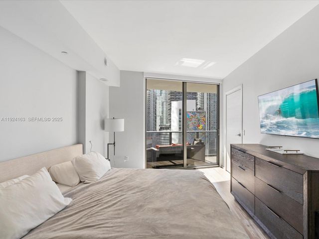 801 S Miami Ave 1603, Miami, FL 33130