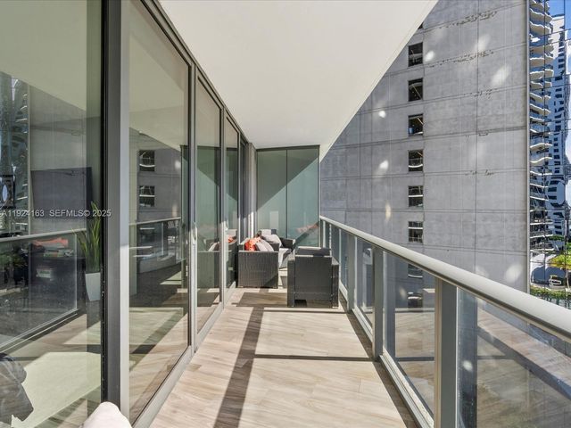 801 S Miami Ave 1603, Miami, FL 33130