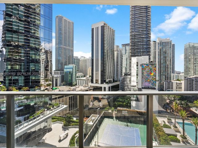 801 S Miami Ave 1603, Miami, FL 33130