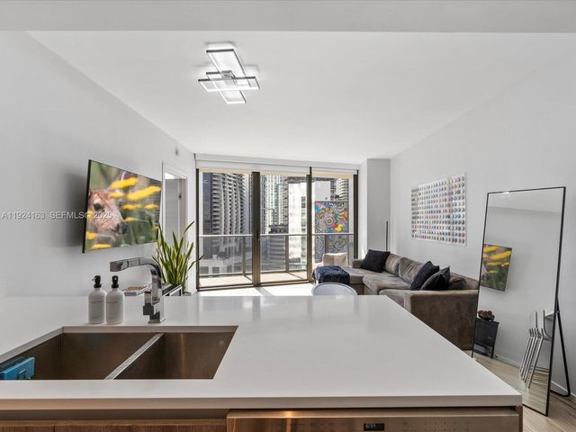 801 S Miami Ave 1603, Miami, FL 33130