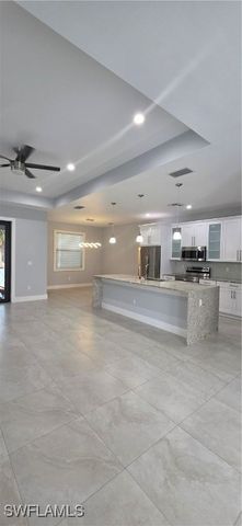 598 2nd ST SE, Naples, FL 34117