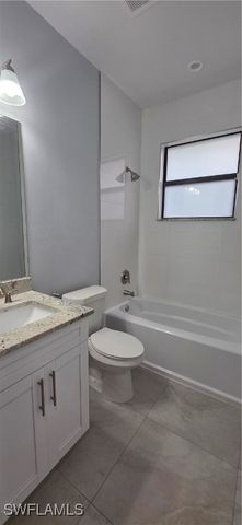 598 2nd ST SE, Naples, FL 34117