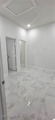 598 2nd ST SE, Naples, FL 34117