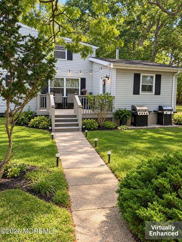 135 Friendship Road, Howell, NJ 07731