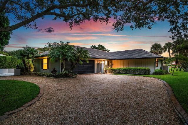 10158 SE Acorn Way, Jupiter, FL 33469