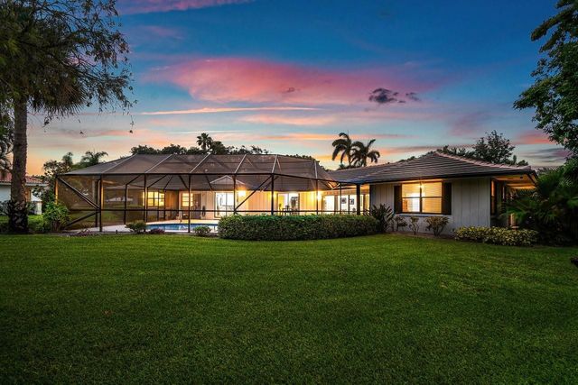 10158 SE Acorn Way, Jupiter, FL 33469