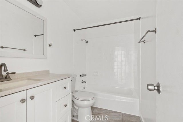 13040 Dronfield 25, Sylmar (los Angeles), CA 91342