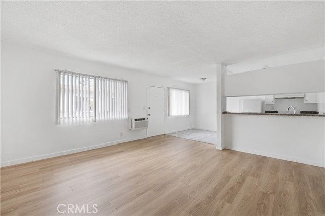 13040 Dronfield 25, Sylmar (los Angeles), CA 91342